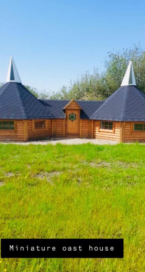 Hotel Miniature Oast House Ash  Exterior foto