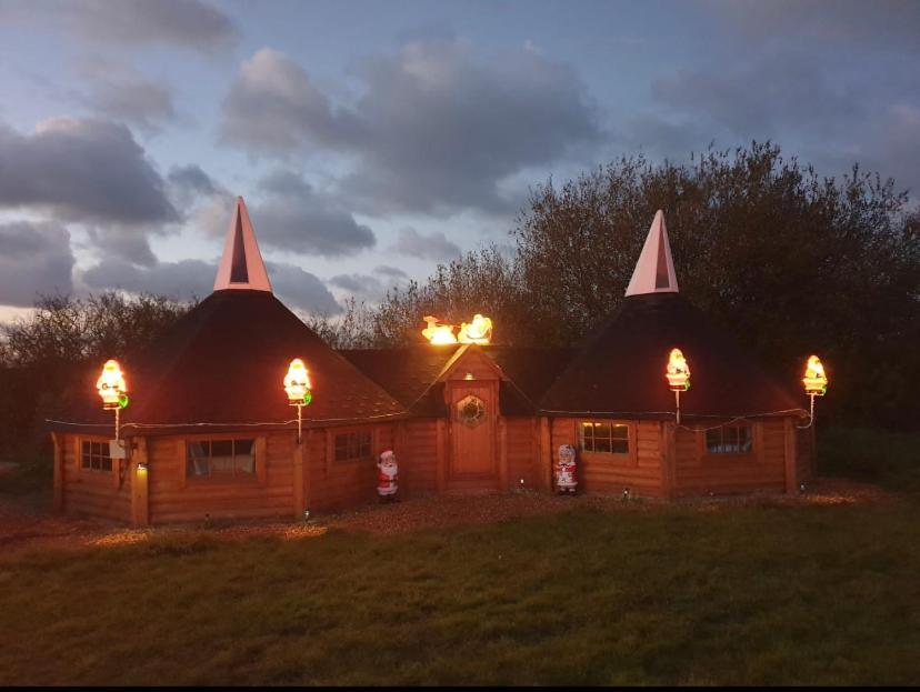 Hotel Miniature Oast House Ash  Exterior foto